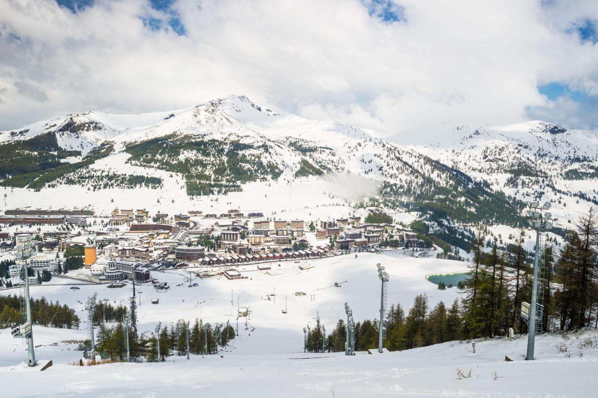 La Marmotta Campo Smith On The Ski Slopes - Happy Rentals Бардонеккия Экстерьер фото