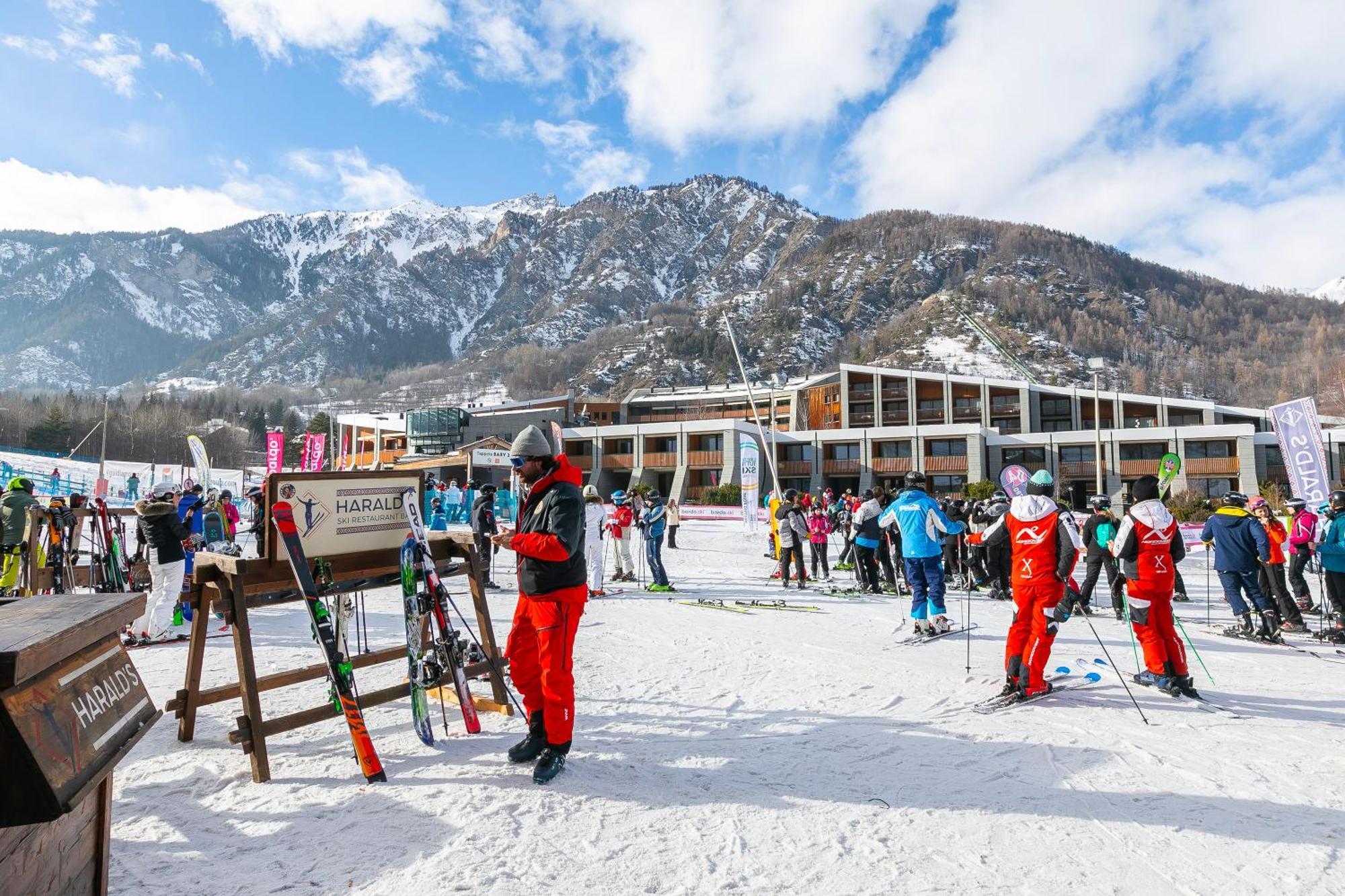 La Marmotta Campo Smith On The Ski Slopes - Happy Rentals Бардонеккия Экстерьер фото